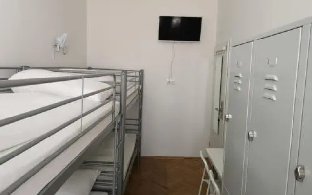 CH-Wellness Apartments & Rooms