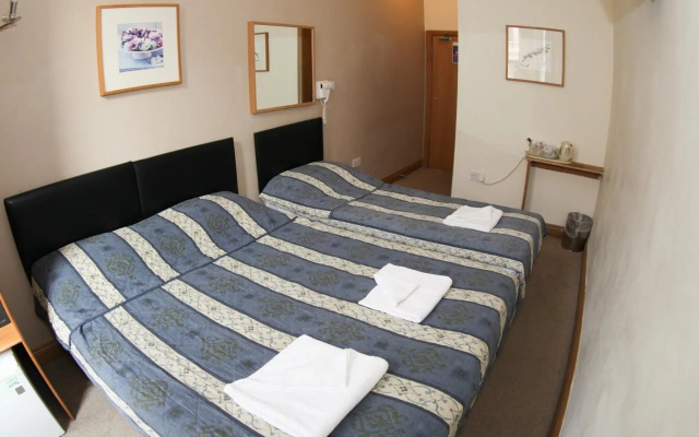Brit Hotels Earls Court