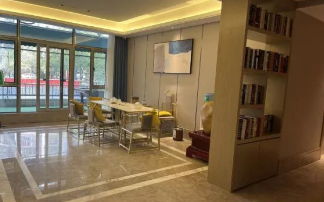 Kyriad Marvelous Hotel (Hezhou Wanda Plaza)