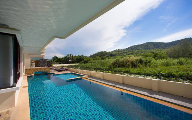 The Lago 1BR