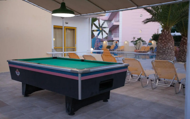 Cosmi Apartments by Estia