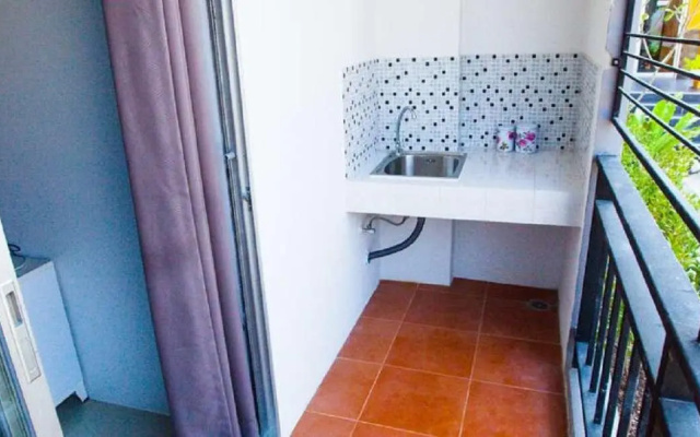 Room 9 Residence - Adult Only