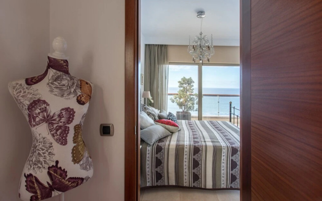 Vertical Villa: luxury, sea views & private SPA