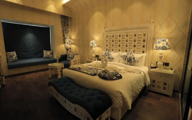 The Royal Venetian