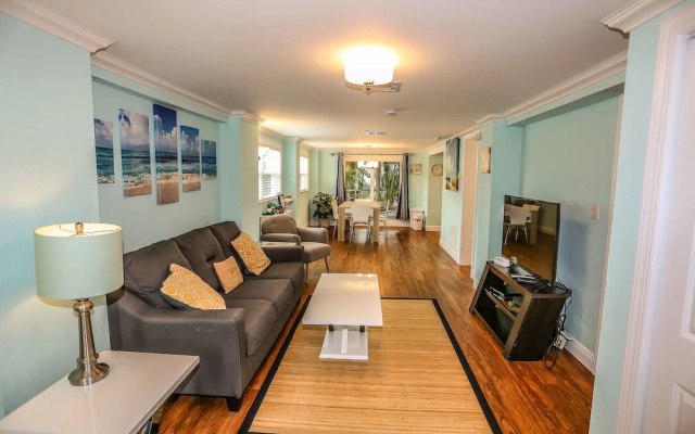 203 Fairweather Villa C