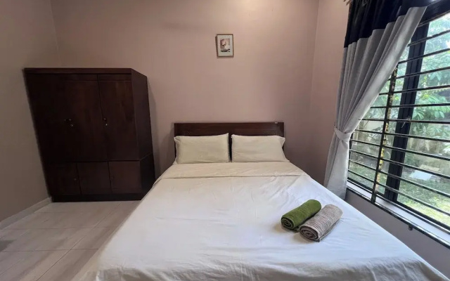 Nurbayu Villa (3 and 4 bedroom Villa) Kemaman