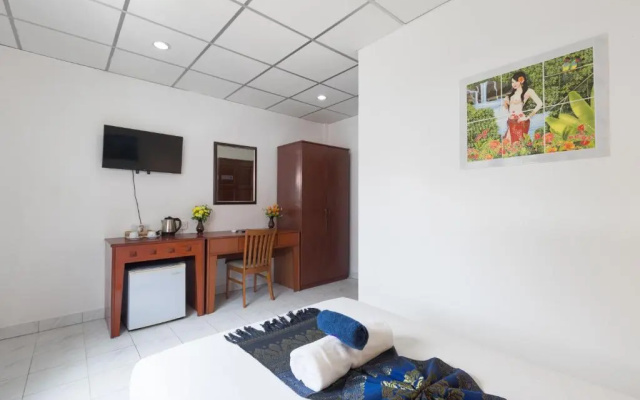 Bevans Place Karon