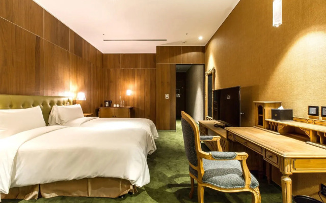 Inhouse Hotel Grand