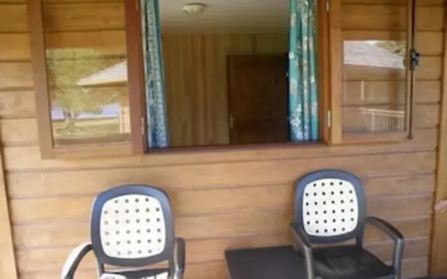 Moorea Surf Bed and Breakfast