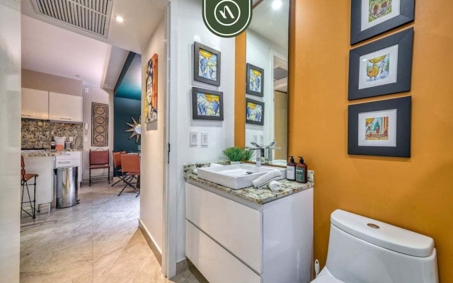 Stunning 2 BR Condo in Romantic Zone - Pool