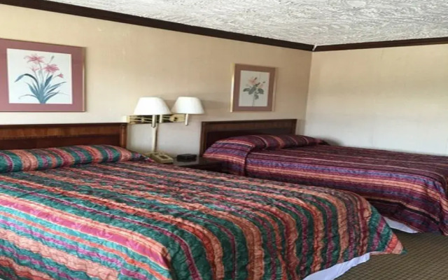 Kingston Inn and Suites