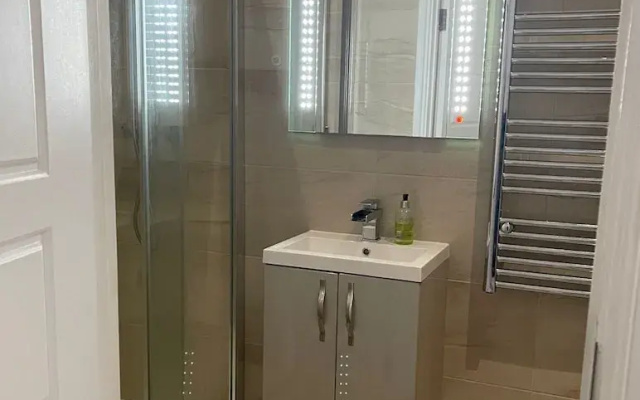 Central Nottingham Gem - Luxurious 2-bed Apartment