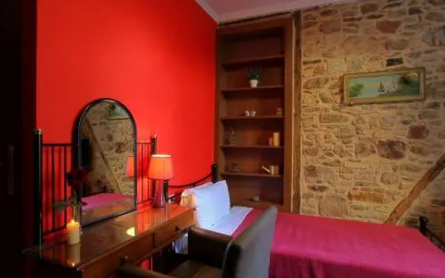 Ionia rooms