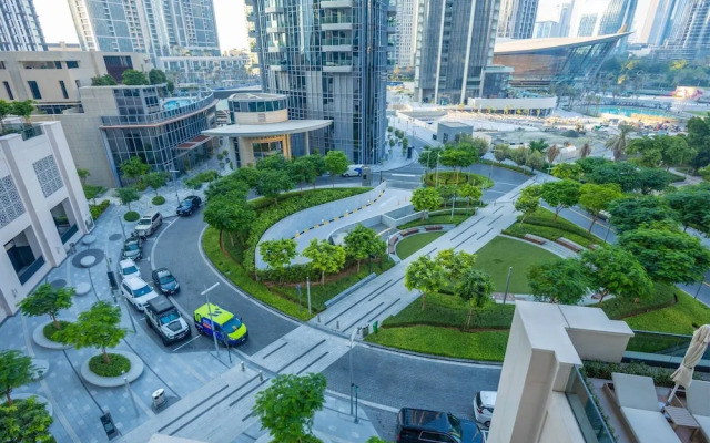 Mh - Act One Act Two - Down Town - 2bhk - Ref501