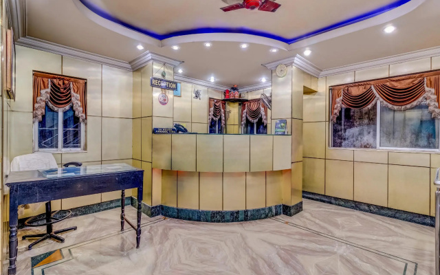 SPOT ON 22114 Hotel Kailash Regency