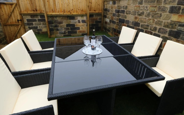 Modern Town House Shepley
