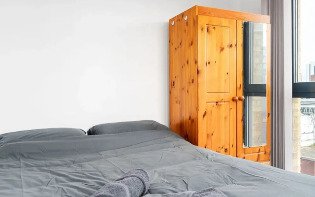 Stunning City Center 2 Bedroom Apartment I Parking