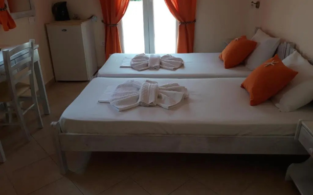 Eleni's Rooms