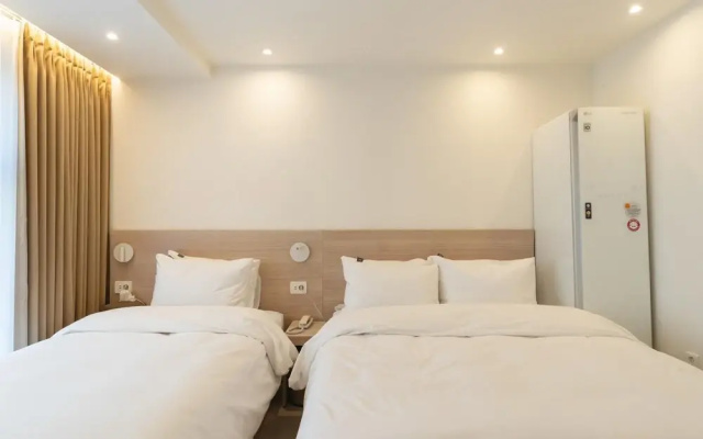 Jeonju Junghwasan-Dong MH Hotel