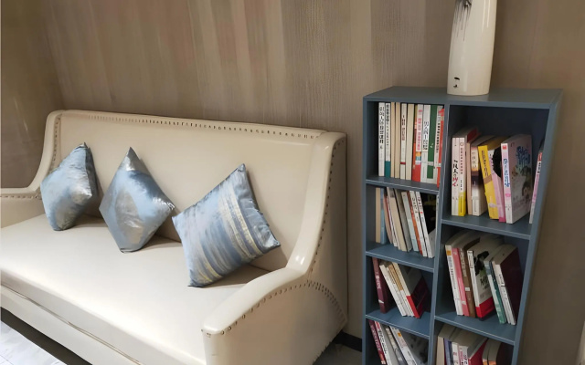 Echarm Hotel Yingshang Wuzhou Wanhui Square
