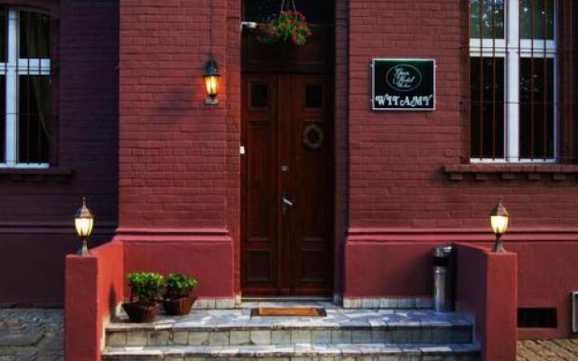Отель Green Hostel Wrocław Польша, Вроцлав - отзывы, цены и фото номеров - забронировать отель Green Hostel Wrocław онлайн вид на фасад