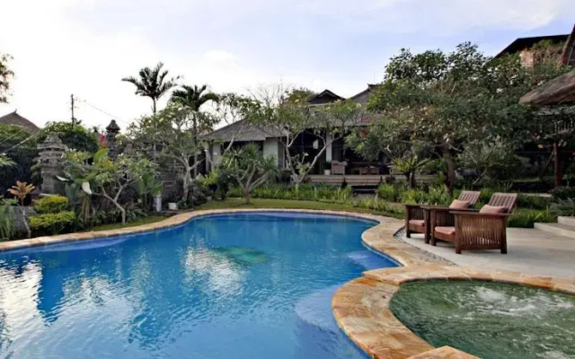 Villa Baja