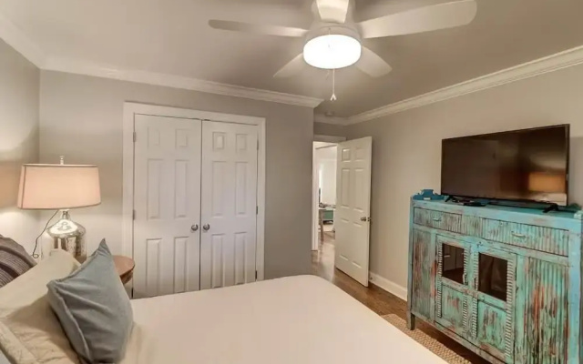 35 Twin Oaks