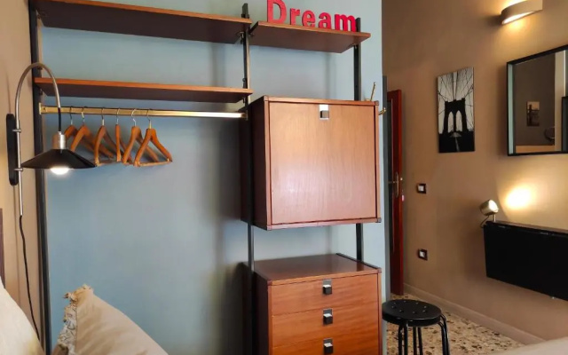 al 28 B&B