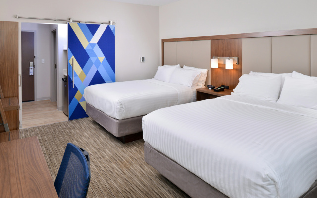 Holiday Inn Express & Suites Madison by IHG