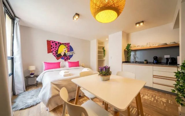 MOT Chic Haus