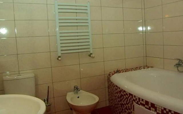 Hotel Deluxe