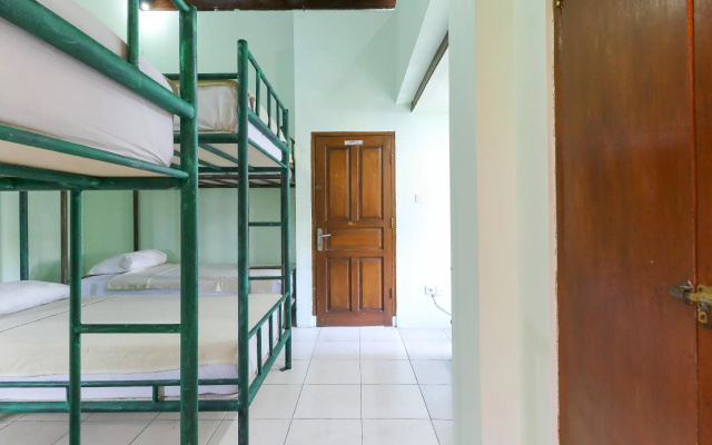 Buki Hostel Canggu - Adults Only