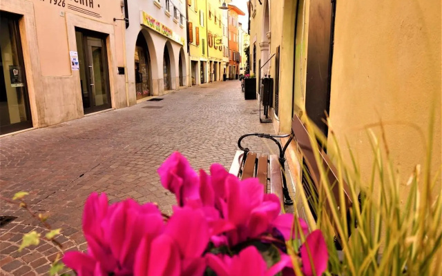 Residenza Castello - Holiday Home Garda Trentino