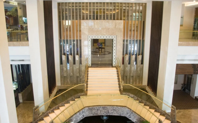Royal Garden Hotel Jimo