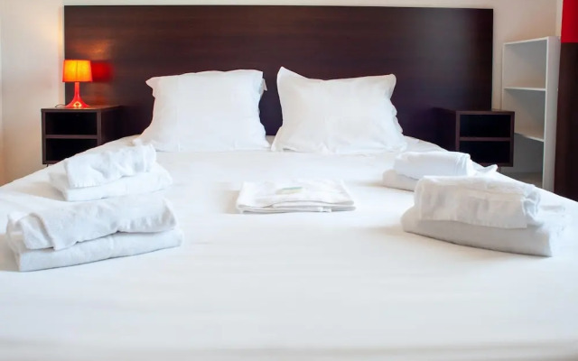 6-guest Stay With Wellness Area
