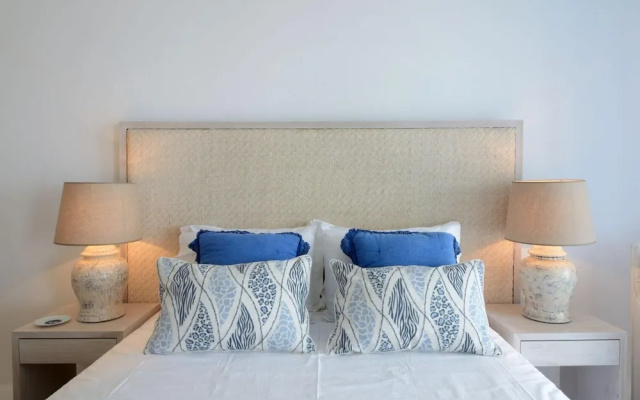 Luxury Key Mykonos 7 Bed Villa Rosella Pouli