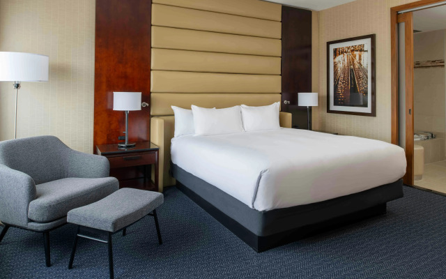 DoubleTree by Hilton San Francisco Airport