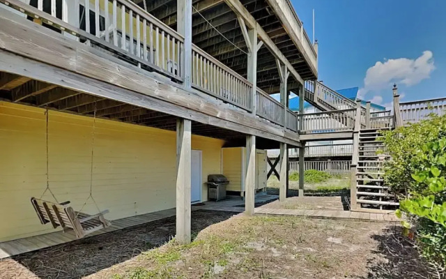 Sunny Side Up by Topsail Realty