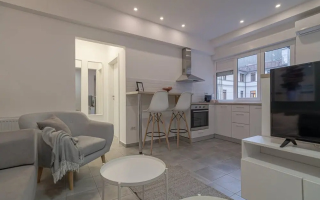 4BR Sanctuary - Near Cismigiu Park Universitatii