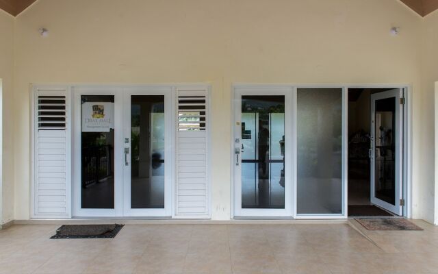 Отель Ocho Rios Beach House at Dax Hall Очо-Риос вид на фасад