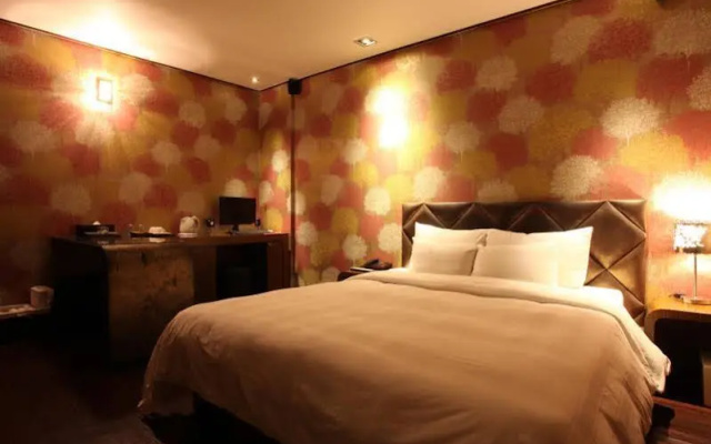 FL Hotel