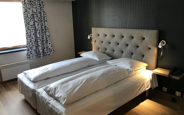 Reisafjord Hotel