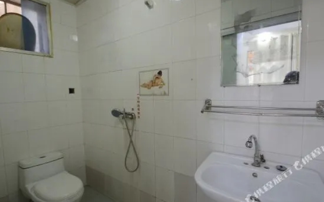 Jinnian Hostel