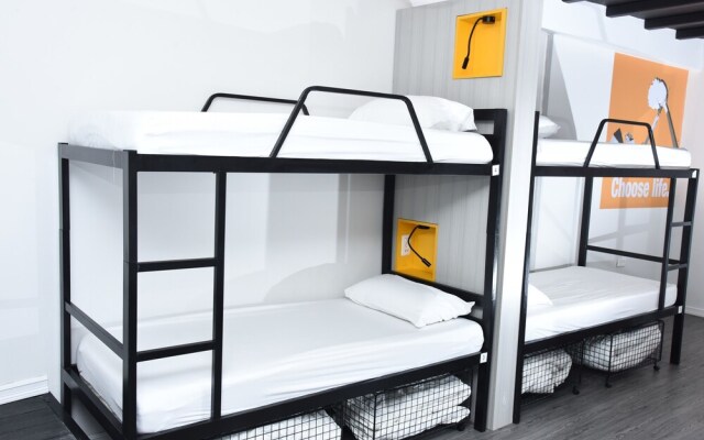Cinema Hostel Jerusalem Иерусалим комната для гостей
