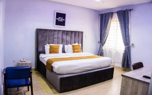 Mayo Premium Inn