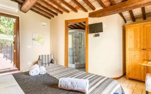 Private Country House with swimming pool -Chianti
