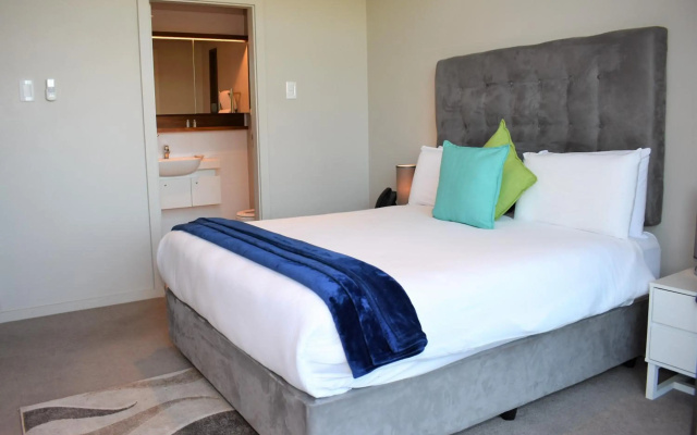 407 Zimbali Suites