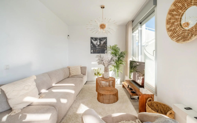 Rico Apartment - Penthouse with Terrace & Solarium