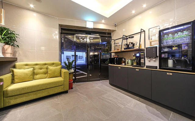 Button Hotel