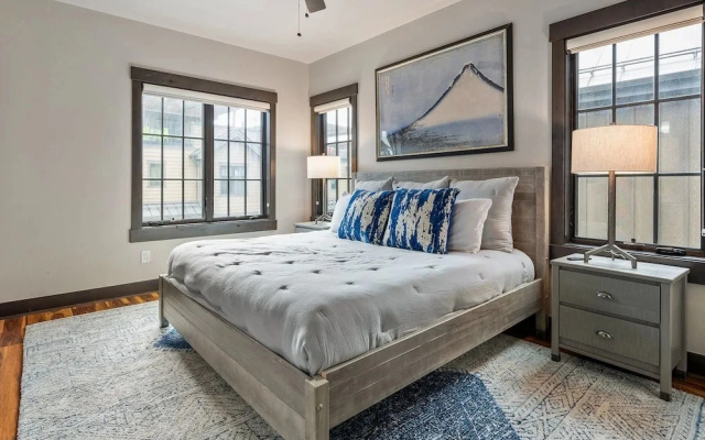 Blue Horizon Chalet 4 Bedroom Home